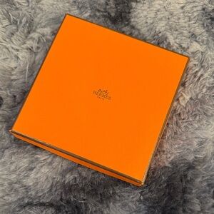 Hermes Box